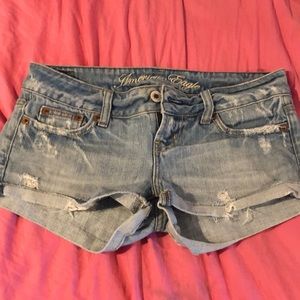 American eagle 00 lightwash jean shorts